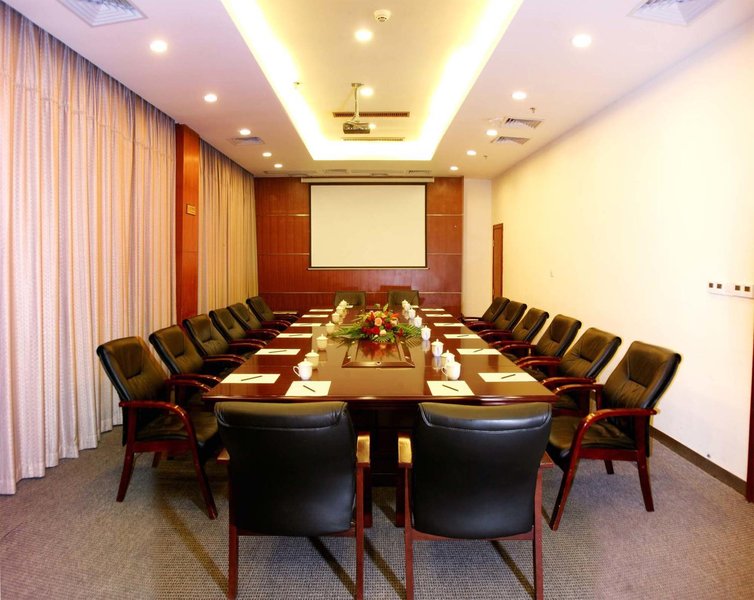 廣州健力百合酒店 專業(yè)禮儀服務(wù)，詮釋卓越待客之道